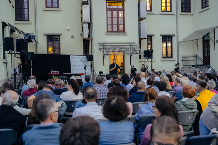 NotrMuzej_MestoKrasa__7RV5795_BeGR8-Media_manjse